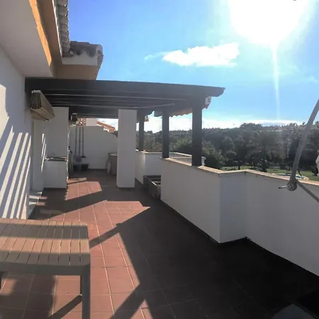 Puerto Banus, Superior 3br Penthouse In Apartman